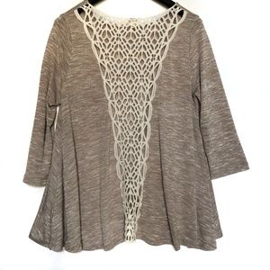 Umgee Crochet Lace Back 3/4 Sleeve Swing Tunic L